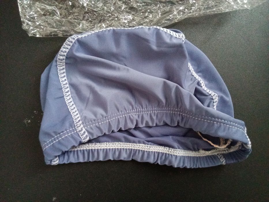 Czepek pływacki z materiału ciemnoniebieski