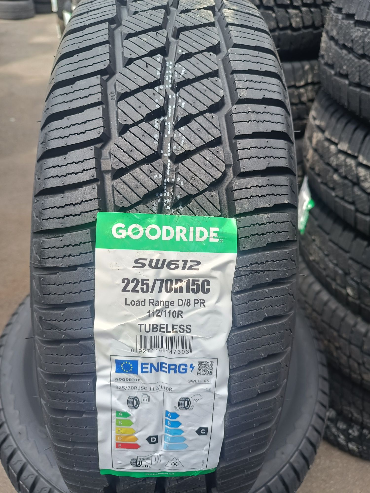 225/70 R15C [112/110] R SW612