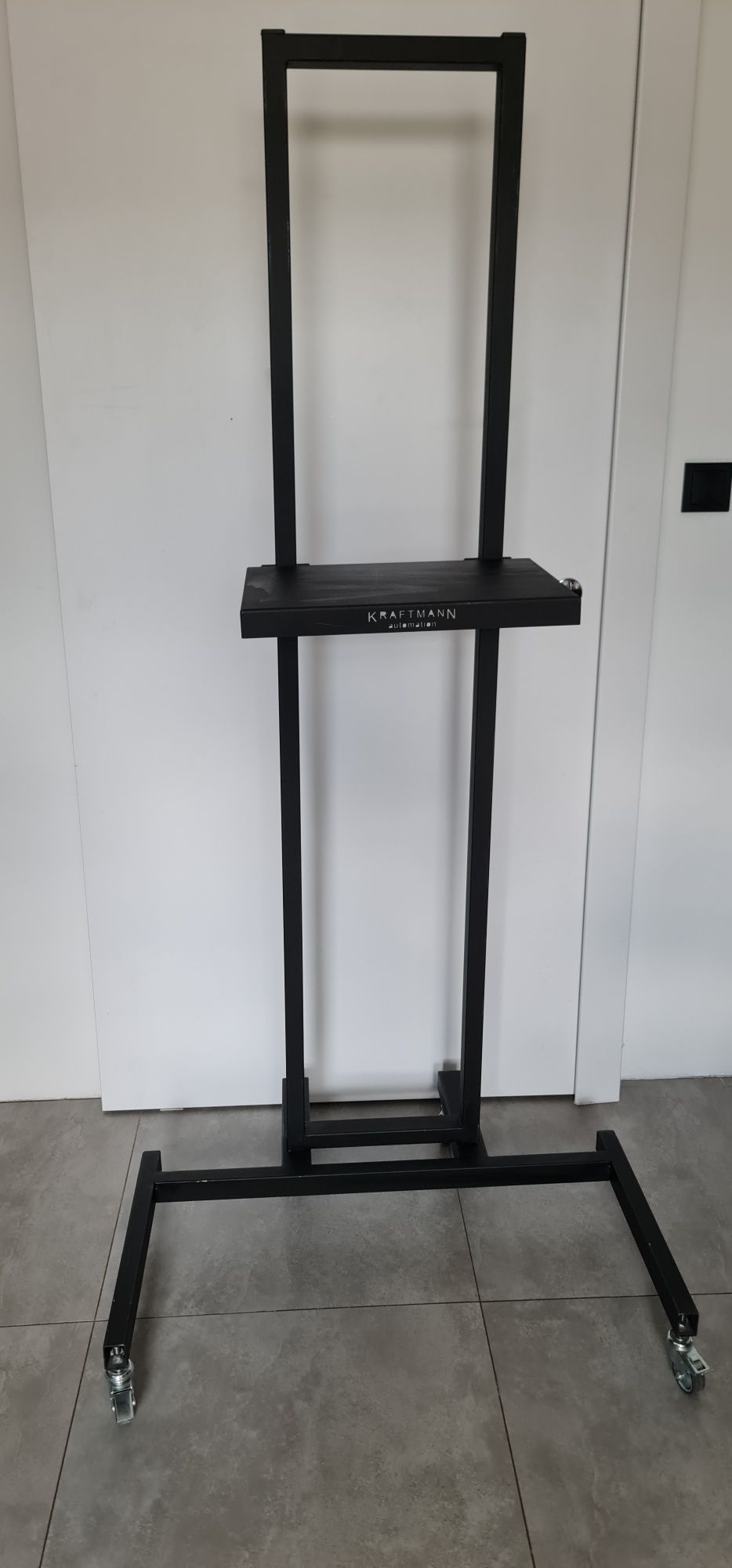 Wózek, stojak do laptopa, projektora Kraftmann Automation