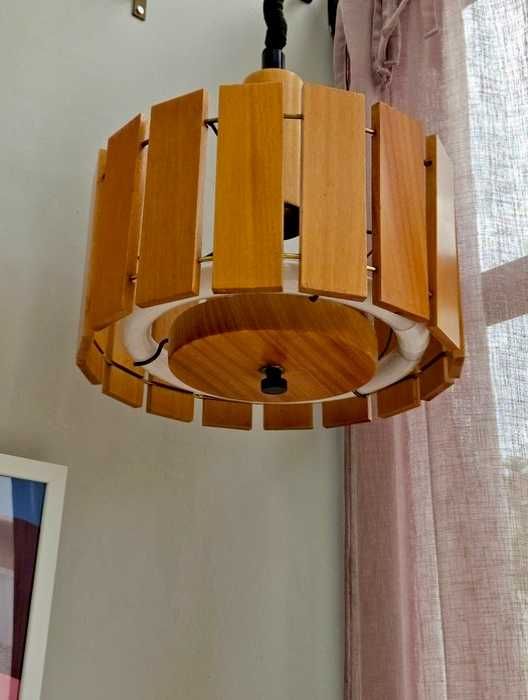 Candeeiro suspenso minimalista