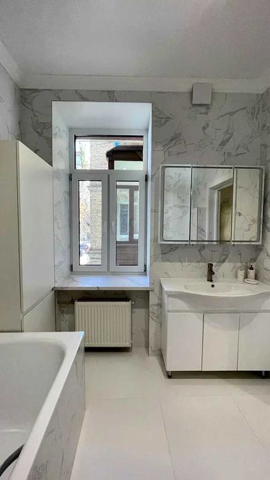 Оренда 2-кімнатної квартири Вул. Ділова, 22, метро Олімпійська,  58 м²