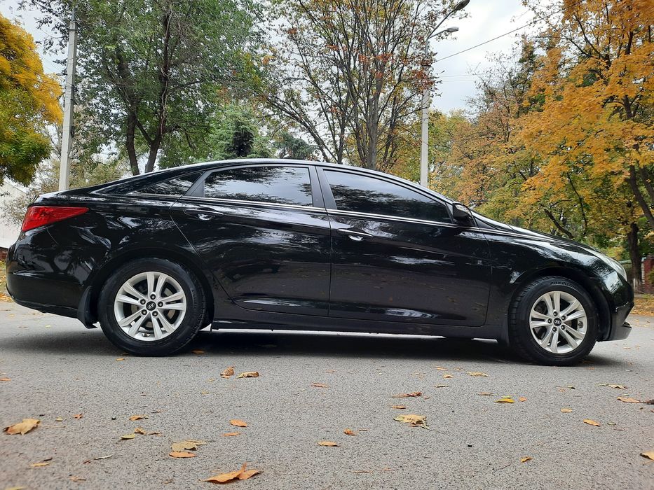 Продаж,Хюндай Соната,бензін,comfort.