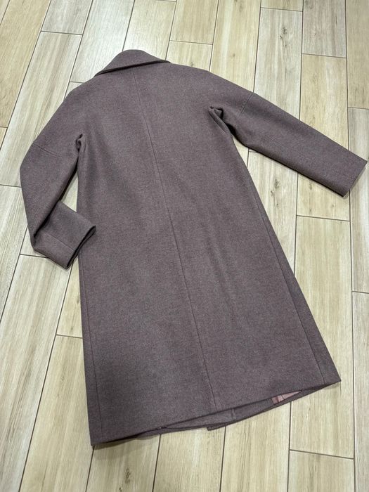 Пальто жіноче класичне  M розмір