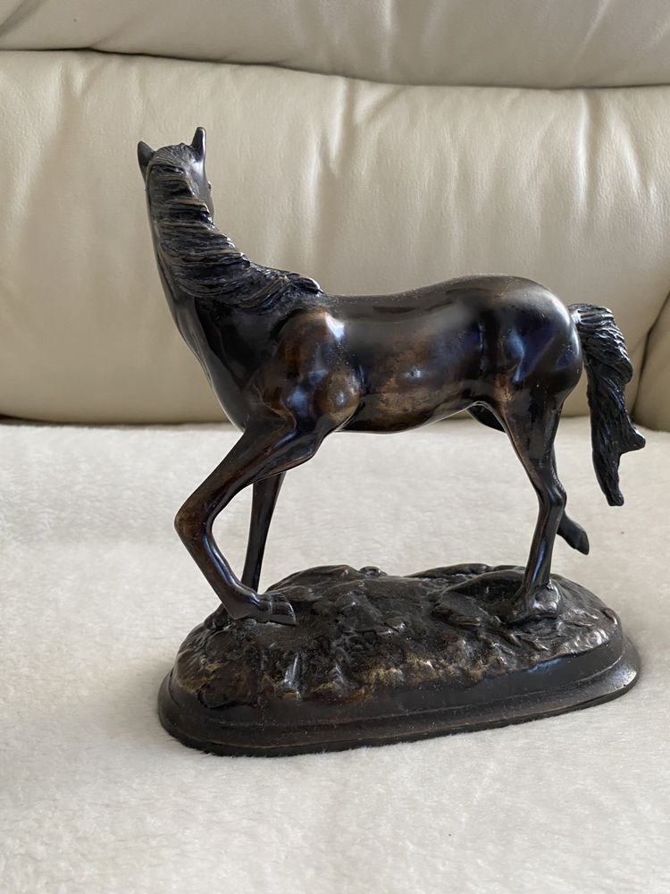 Figura koń  z brązu początek XX wieku