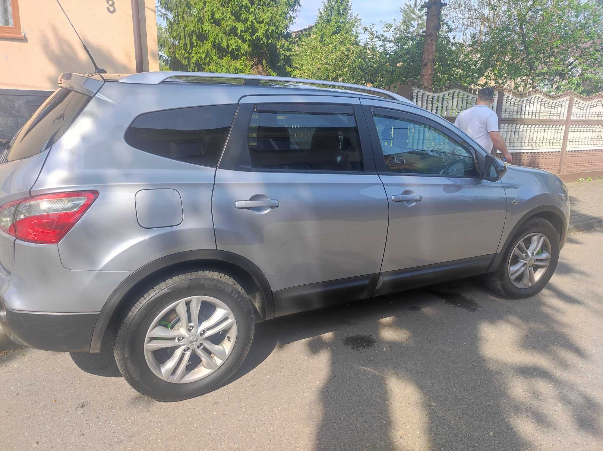 Nissan Qashqai j10+2