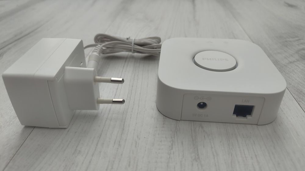 Philips Hue Bridge v2.1 – stan idealny – komplet
