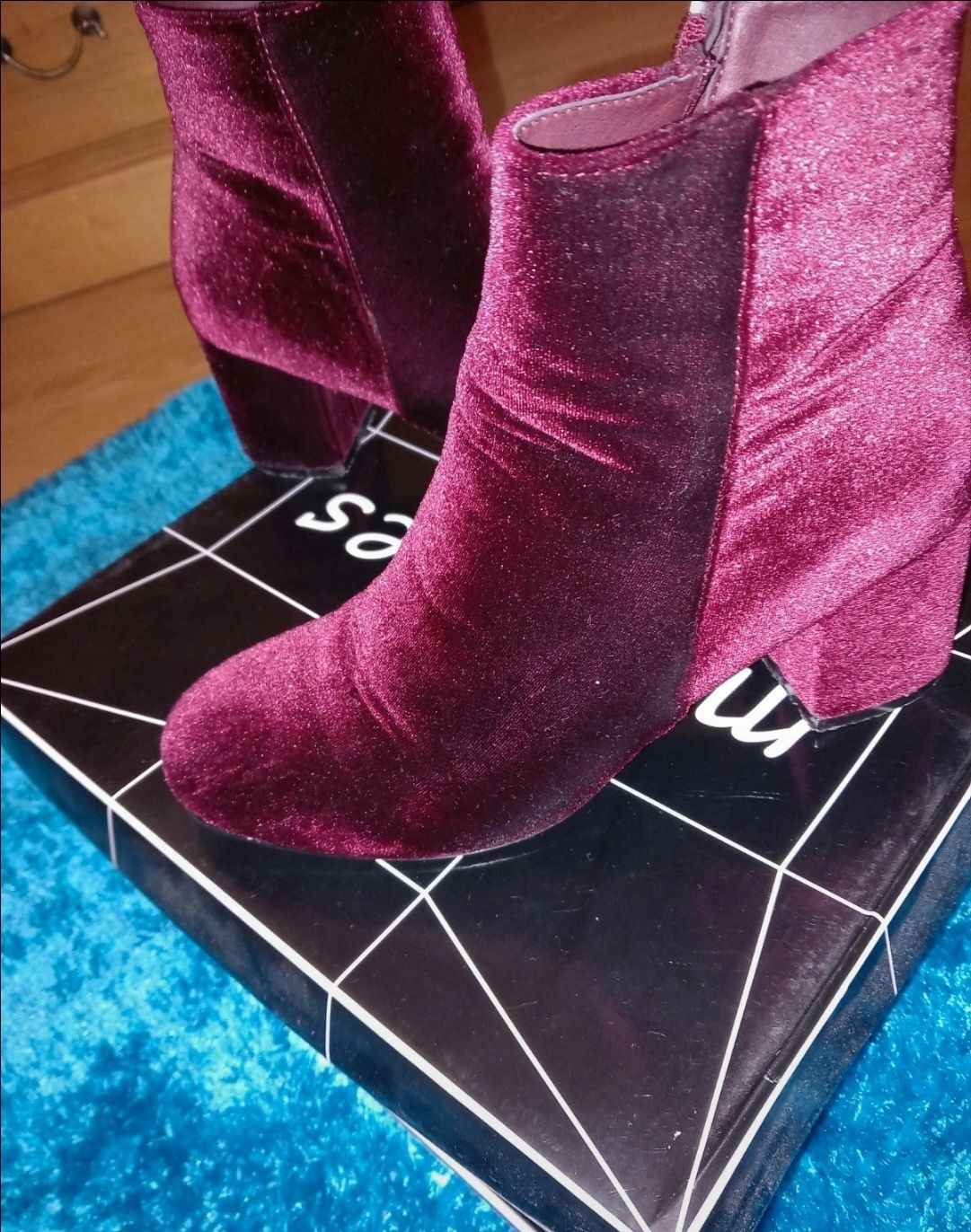 Botins salto alto