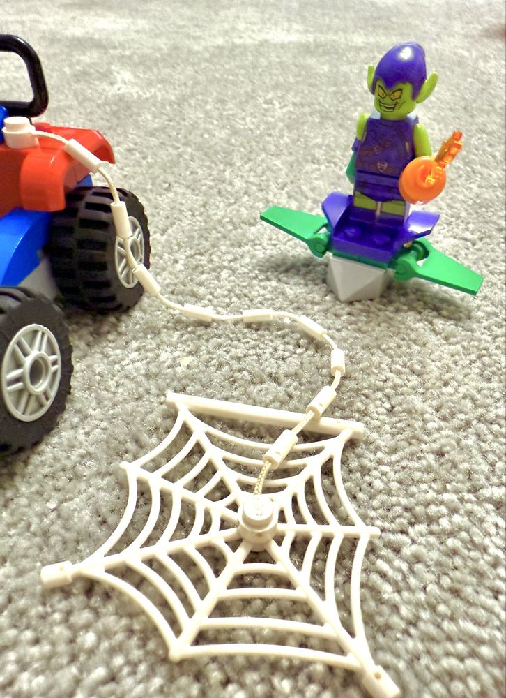 Lego Super Heroes Автомобильная погоня Человека-паука 76133