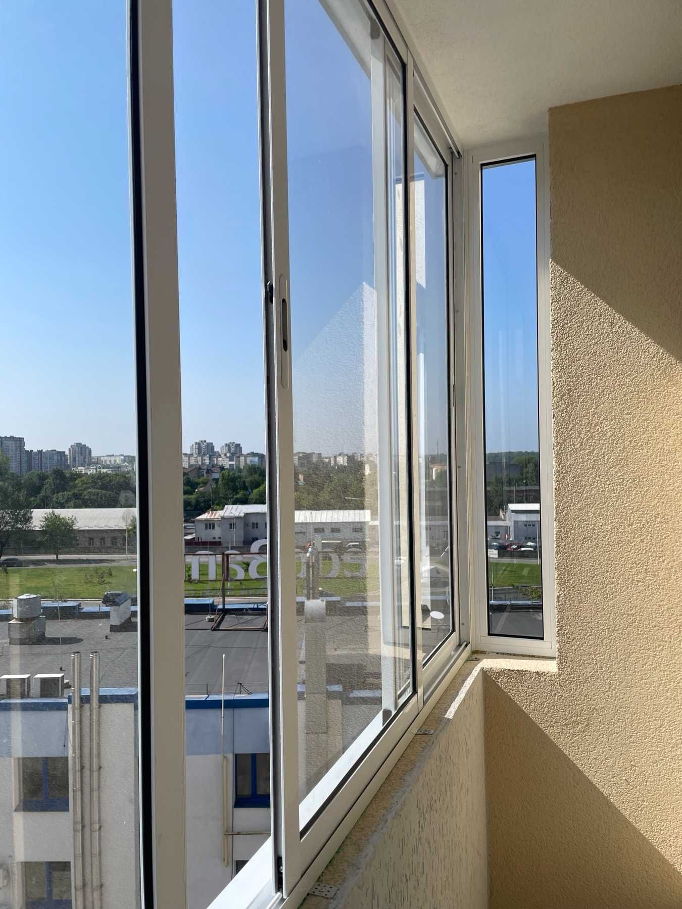 Продаж стильної сучасної квартири в новобудові вул. Угорська, 14