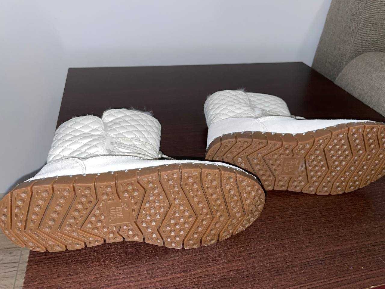Śniegowce/Buty za kostkę/Zimowe botki