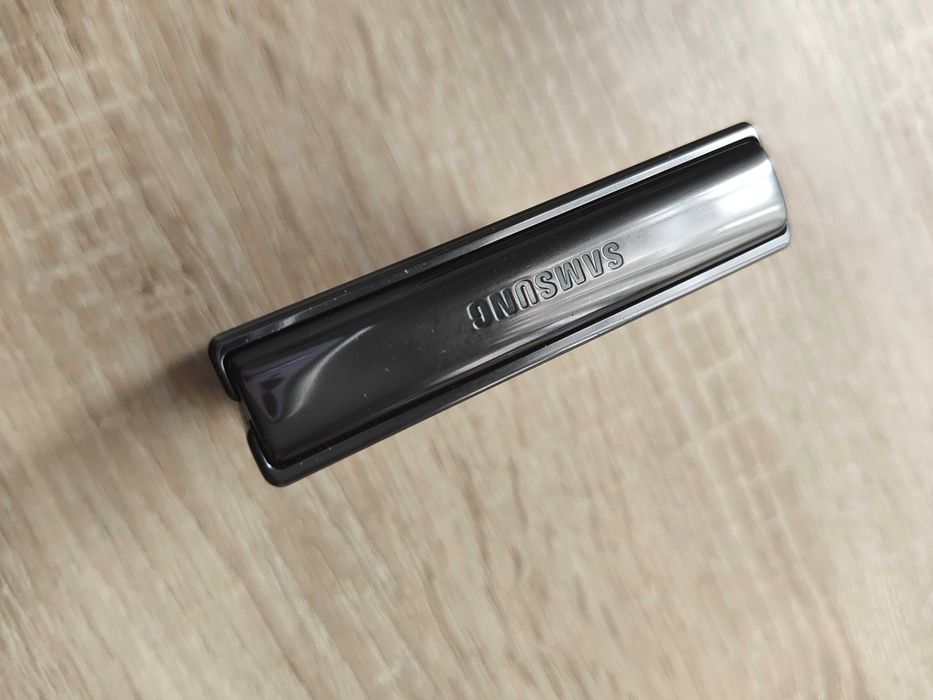 Piękny! FLIP 4 5G 512 GWARANCJA!!!