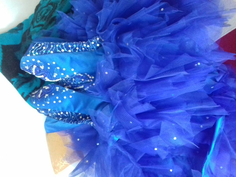 Выпускное платье синее электрик