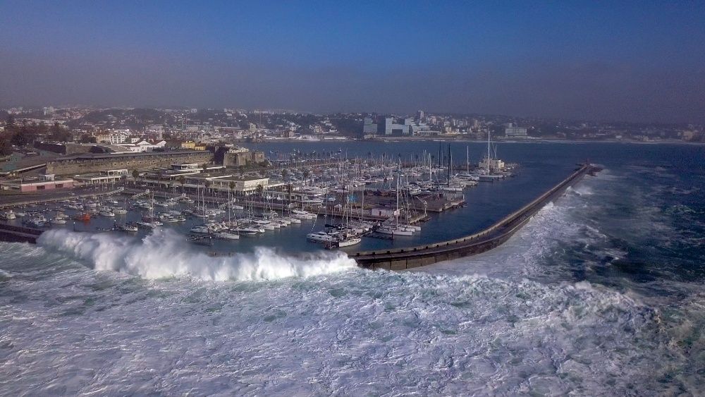 Filmagem e Fotografias Aéreas com Drone 4K