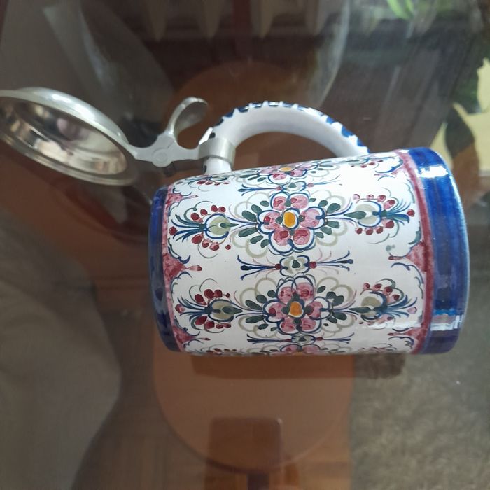 Stary.Porcelanowy kufel.Ręcznie malowany.