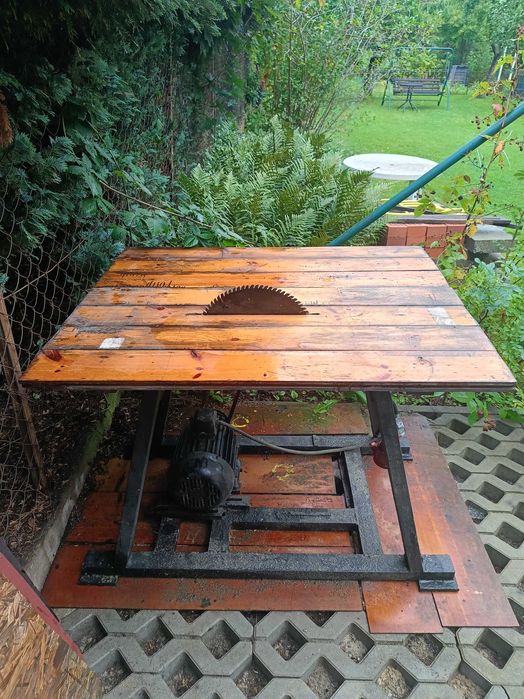 Piła stołowa, 1,5 kW.
