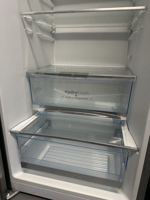 Frigorifico e Arca verticais Bosch