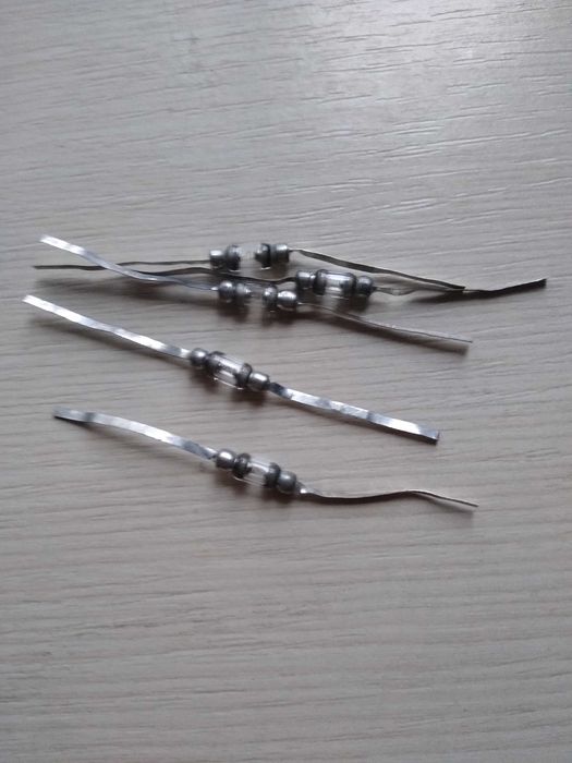 Dioda D2D rosyjska dioda germanowa detekcyjna w.cz. kpl=10 sztuk.