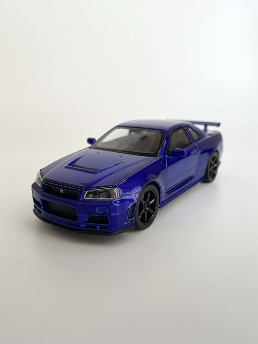 Модель Nissan Skyline R34 GT-R