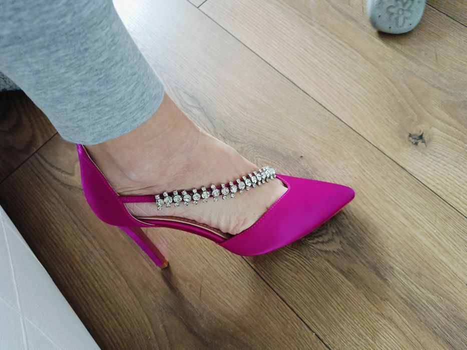 Nowe buty fuksja r 38