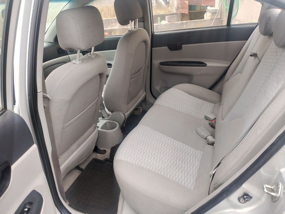 Hyundai accent 2010 газ/бензин