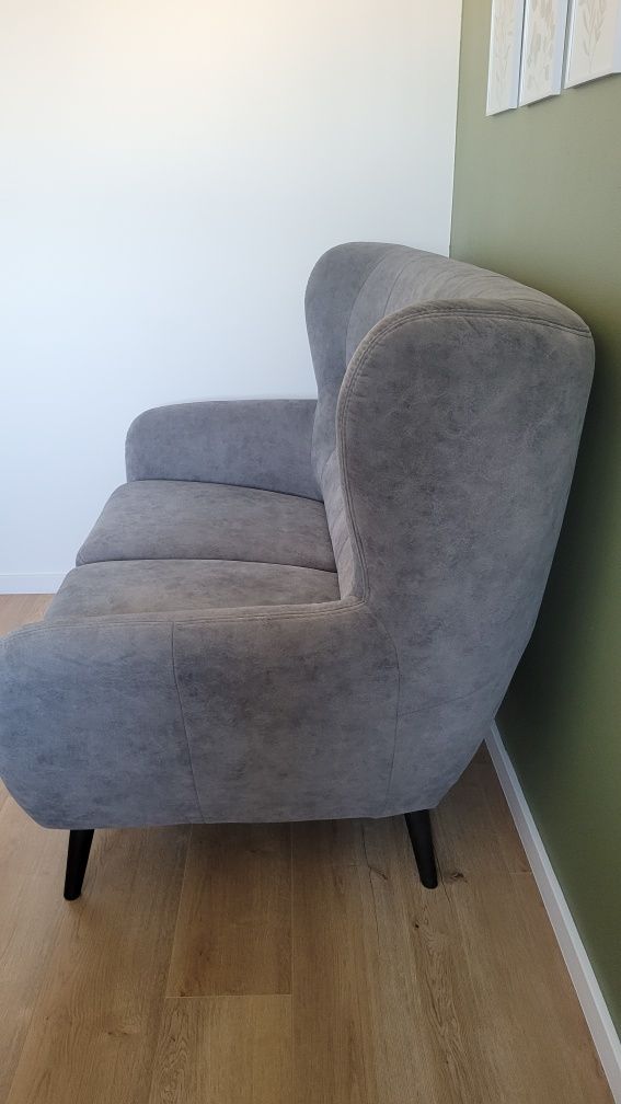 Sofa Kelso Uszak 2-osobowa– Praktycznie Nowa!