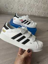 Дитячі кросівки Adidas superstar 35р.