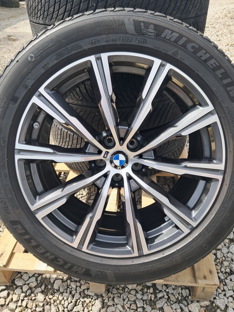 KOMPLET koła zimowe BMW X5 G05 X6 G06 275/45R20 MICHELIN M-PAKIET