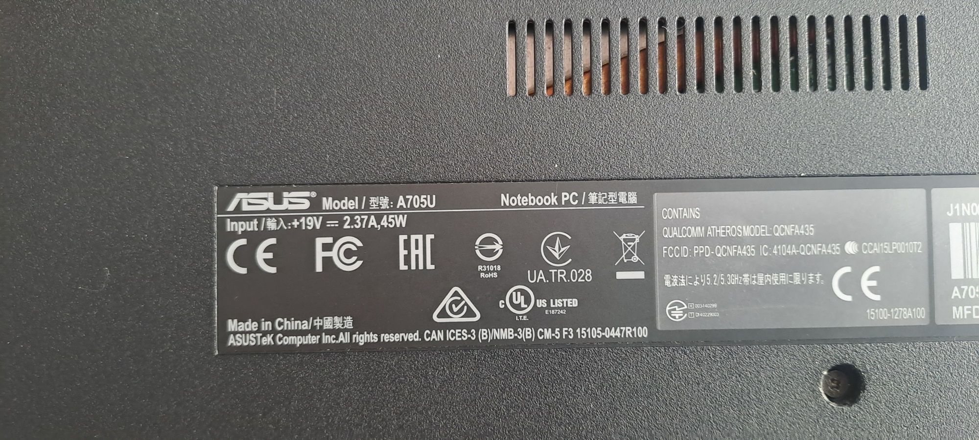 Laptop ASUS   17