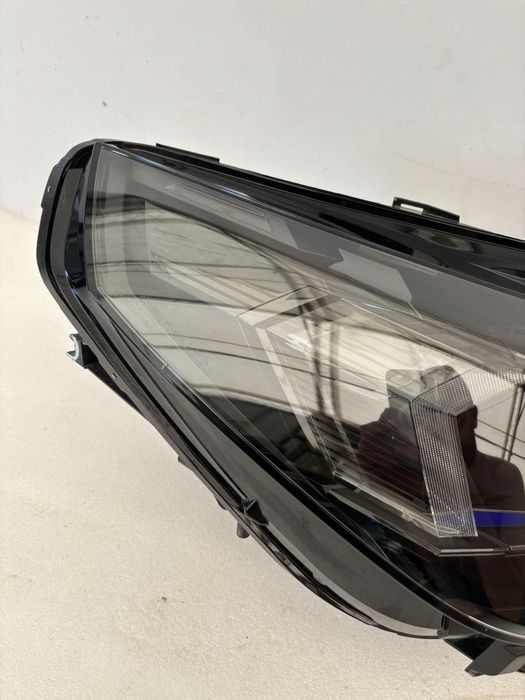 BMW X2 U10 lampa prawy przód prawa przednia FULL LED shadow