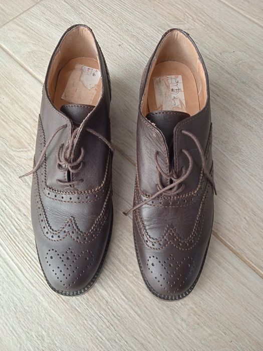 Buty damskie wiosenne brązowe skórzane mokasyny lordsy 39