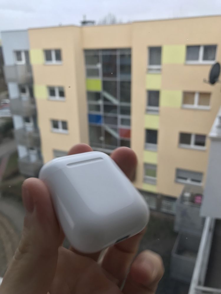 Etui AirPods 2 Model A1602 Oryginalne