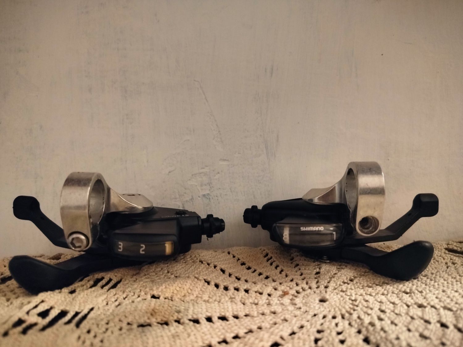 Manetki Shimano 3x8 polecam