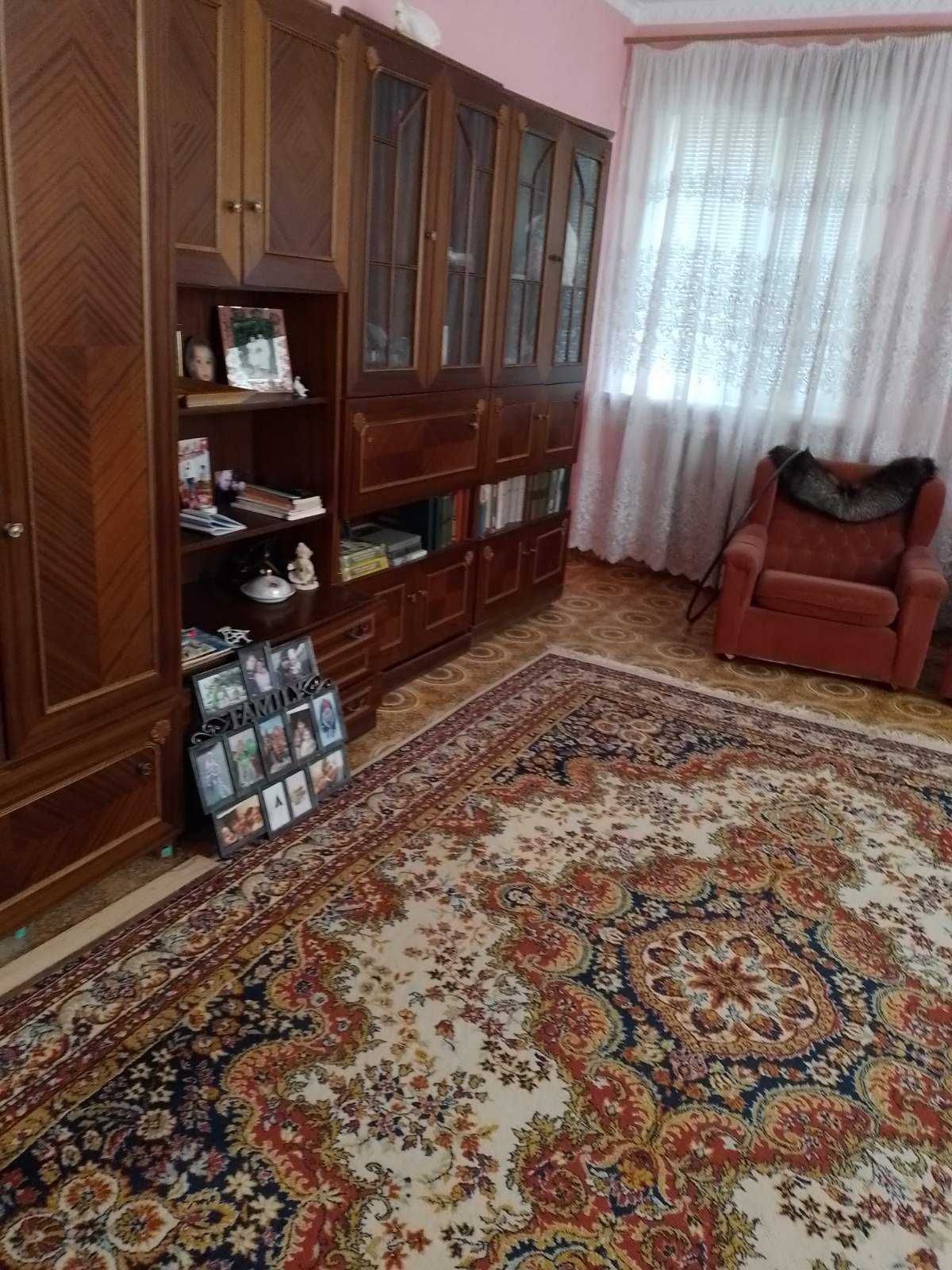 Продам будинок у місті Баштанка Миколаївської області.