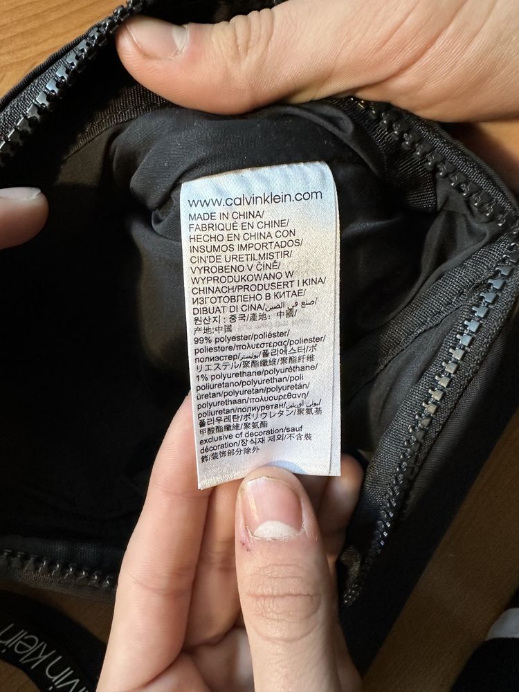 Сумка-бананка Calvin Klein