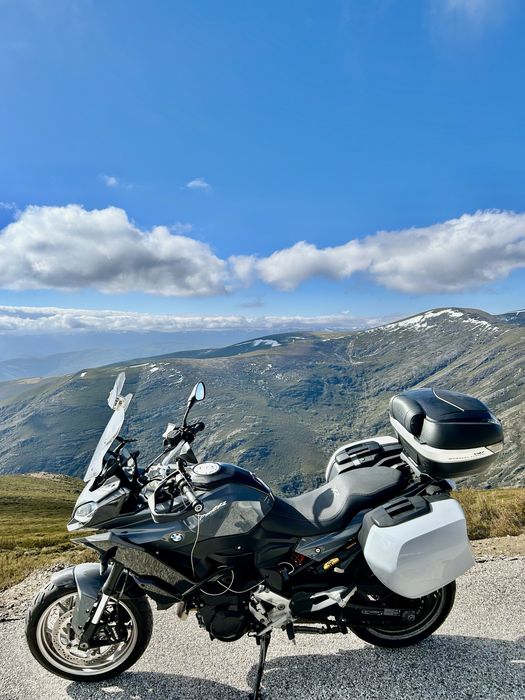 BMW F900XR 2022 - vários extras