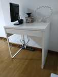 Secretaria semi-nova