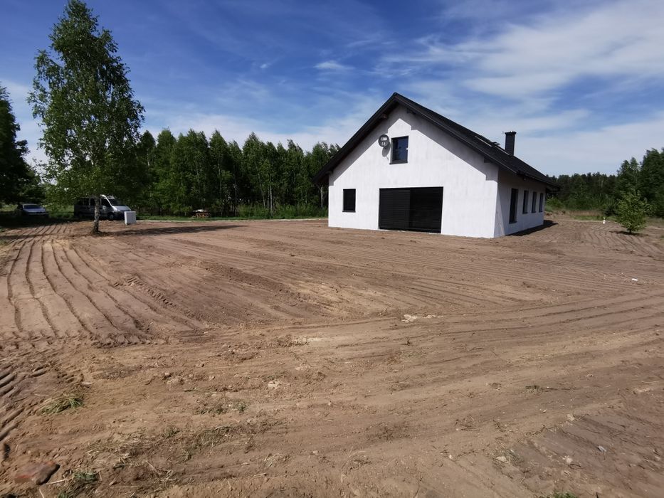 Usługi koparko-ładowarką, minikoparka 2.8 t. wiertnica, młot, wywrotka