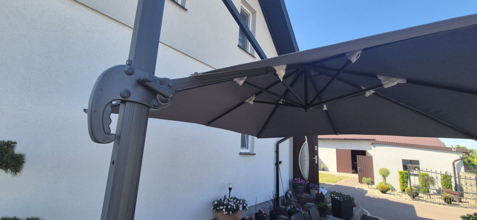 Parasol ogrodowy solidny 3m. x 3m. Na jednej nodze