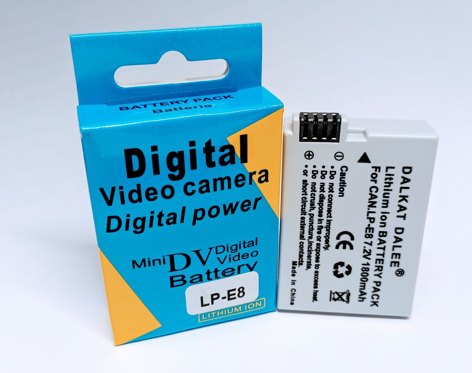 Акумулятор LP-E8 1800mA для Canon 550D 600D 650D 700D Kiss X4 батарея