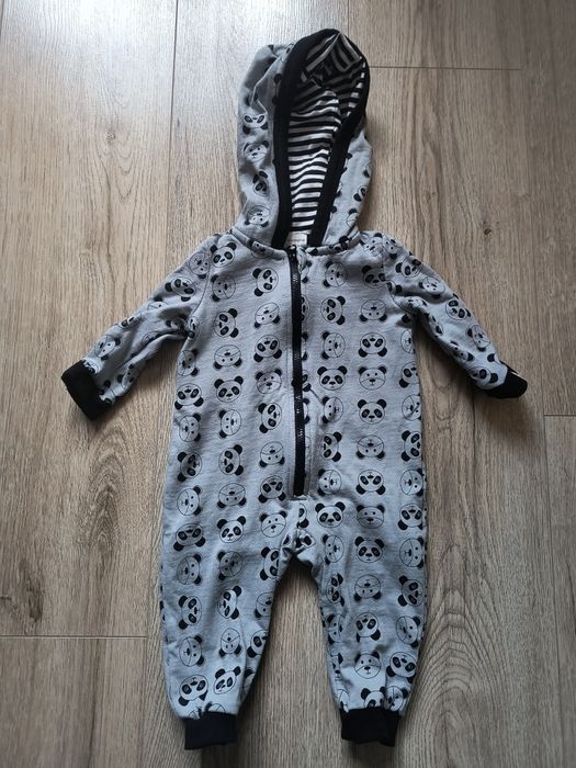 Kombinezon niemowlęcy