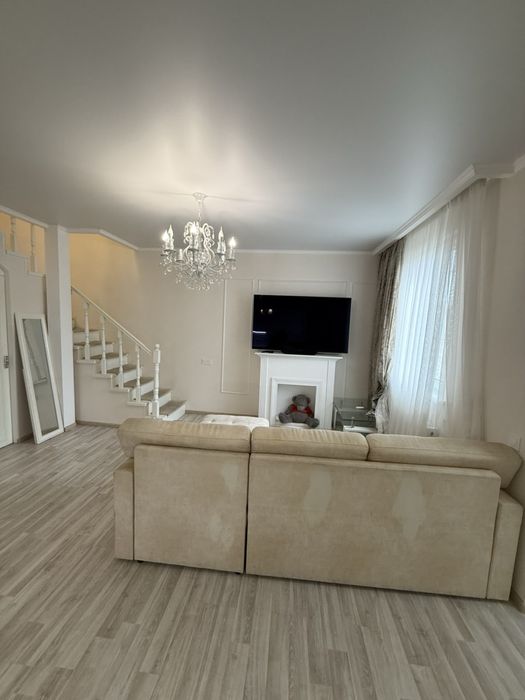 Коттедж біля моря с ремонтом Дача Ковалевського.