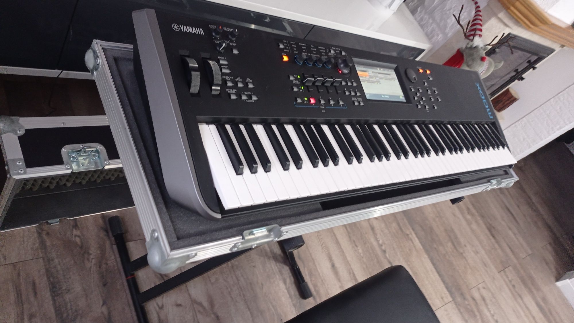 Yamaha Modox 7 + case, statyw, krzesło.
