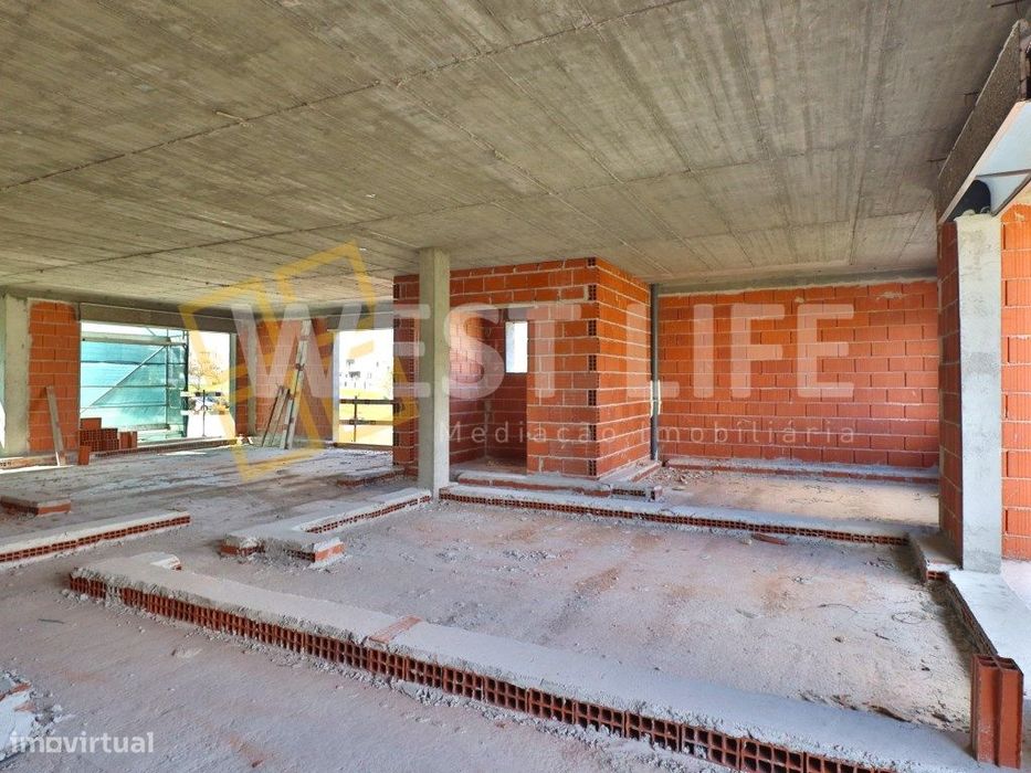 Apartamento T3 Novo com Suite, excelente orientação solar e Sistema...