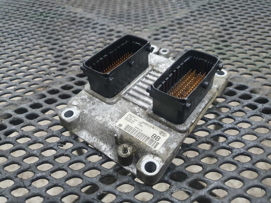 Komputer sterownik silnika Opel 1.4 benzyna z14xep Astra Corsa sprawny
