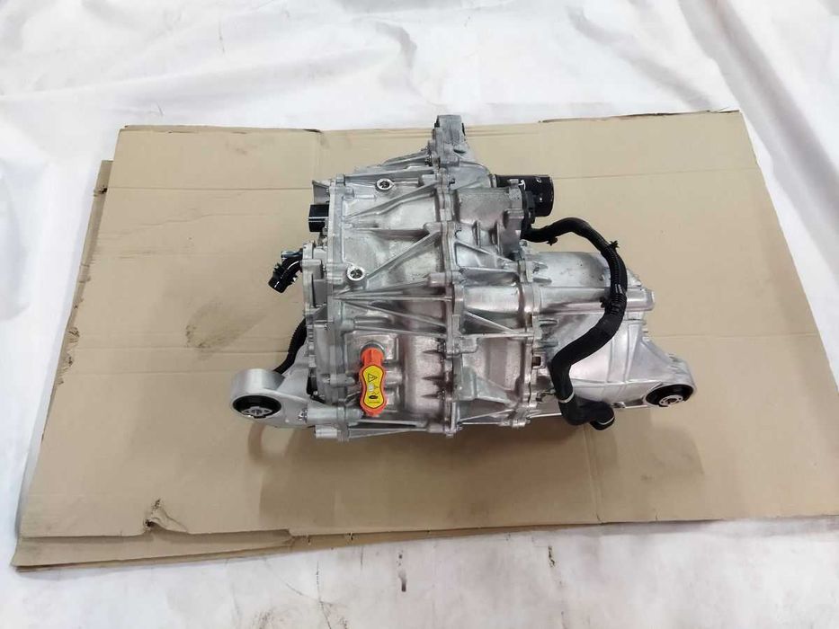 Електродвигун задній Tesla Model 3 2020-2024 108569320F