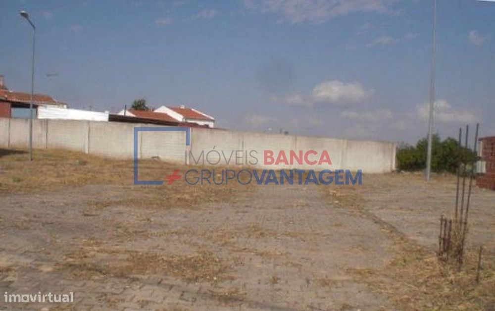 Terreno no Sítio do Curral (Alvito), 439m2, para construção de edif...