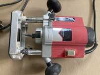 Frezarka 900w urzywana