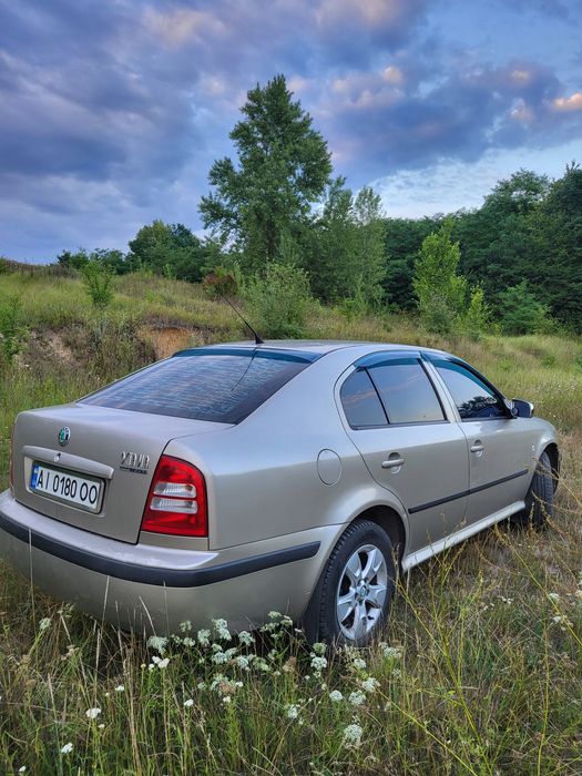 Шкода Октавія Tour 1.8 t.