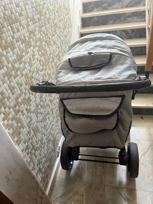 Carrinho de bebé Chicco – 15€