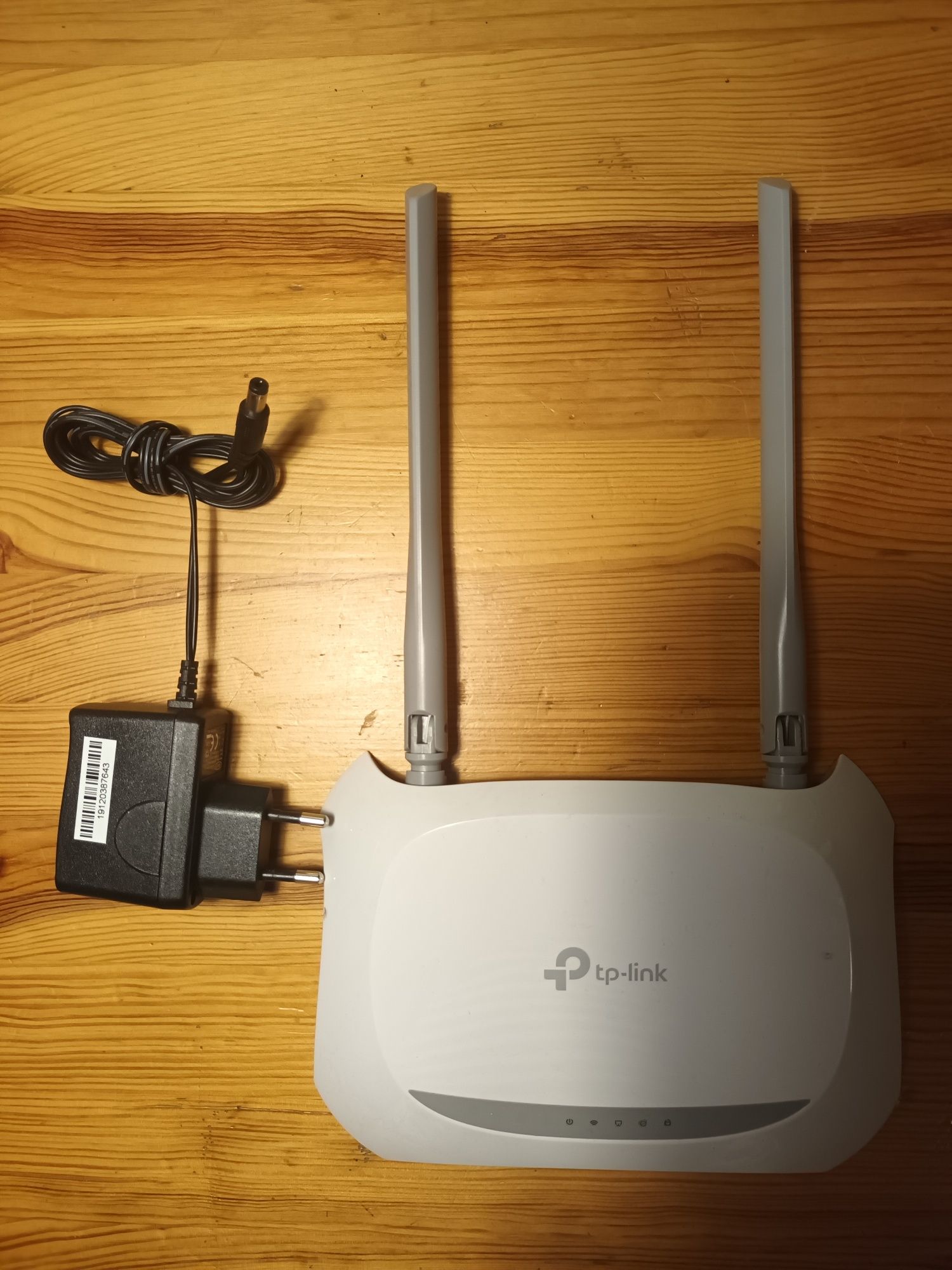 Роутер tp-link TL-WR850NРоутер tp-link TL-WR850N